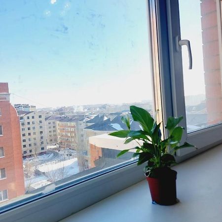 Квартира На Плазе Aqtöbe Exterior foto