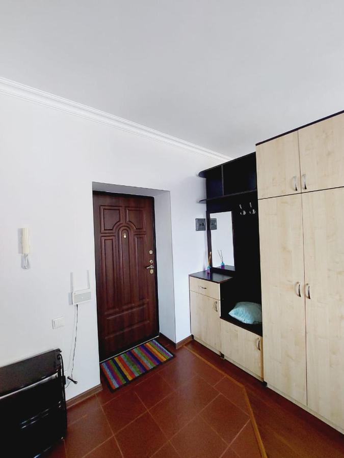 Квартира На Плазе Aqtöbe Exterior foto